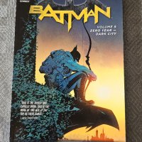 Batman, Vol. 5: Zero Year - Dark City, снимка 1 - Списания и комикси - 40936190