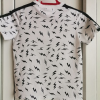 Детска блузка за 7-8г , снимка 2 - Детски тениски и потници - 36340334