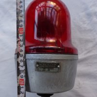 Ретро червена лампа употребявана 12V  напълно изправна Made in Poland произ. 07.1982 год. , снимка 14 - Аксесоари и консумативи - 38781868