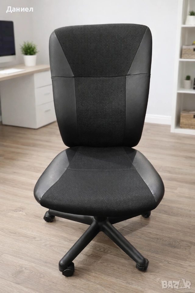 Офис стол Jysk , снимка 1