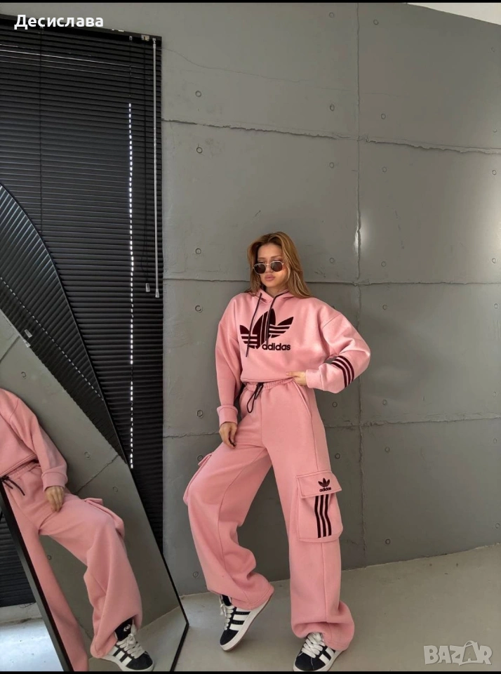 Дамски екипи , снимка 1