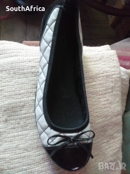 Балерини черно с бяло, снимка 1