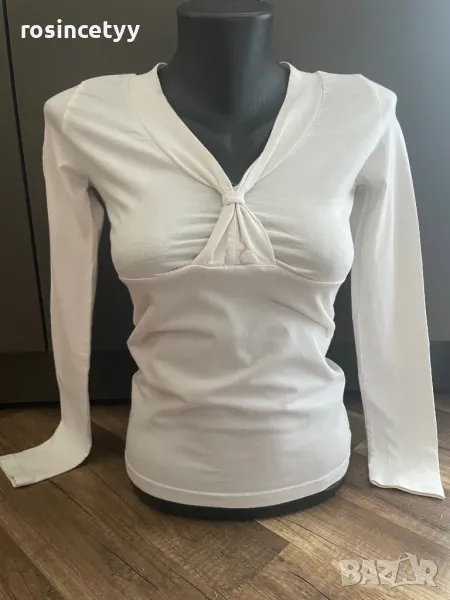 Бяла блузка, снимка 1