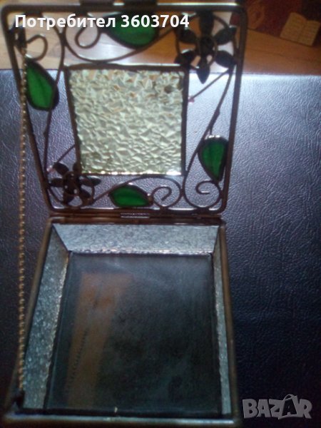 Кутия за бижута, снимка 1