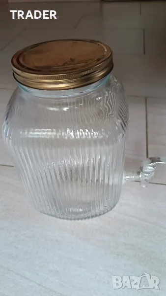 Буркан бидон с канелка за чай сок вино вода  5.5 литра , снимка 1