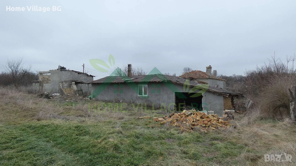 Голям парцел с постройки, с.Щипско, обл.Варна, снимка 1