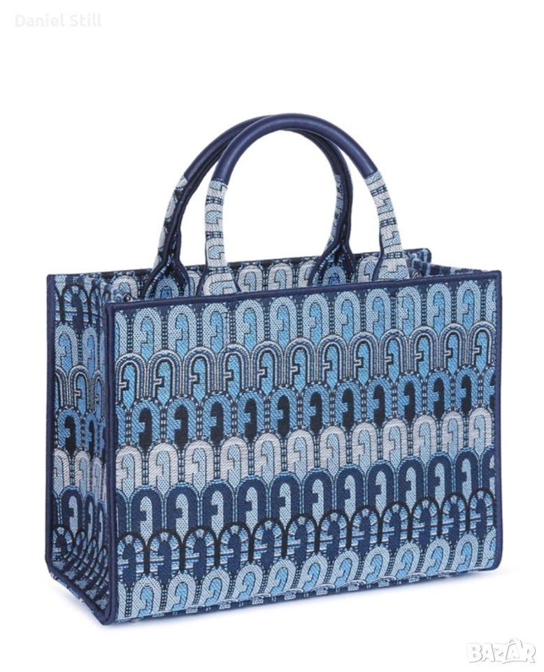 Дамска чанта By Furla Opportunity , снимка 1