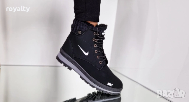 Nike дамски боти, снимка 4 - Дамски боти - 52022650