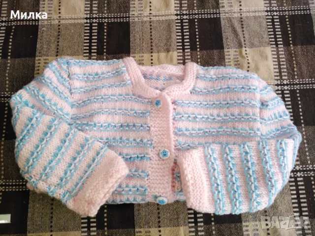 Ръчно плетена жилетка за дете , снимка 3 - Детски пуловери и жилетки - 49942421