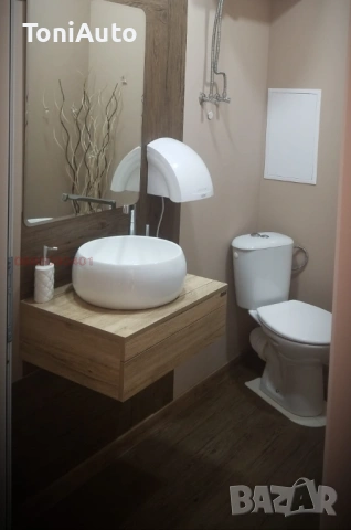 Място за МАНИКЮРИСТ, снимка 9 - Маникюр и педикюр - 53871845