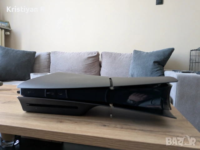 Playstation 5 slim disk 1 TB black bundle, снимка 2 - PlayStation конзоли - 53846133