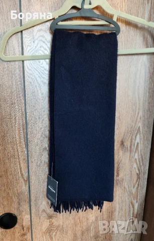 Dressman нов с етикет шал в тъмно синьо от 100 % вълна, снимка 13 - Шалове - 53724780
