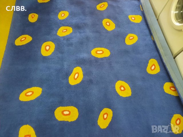 Продавам килим