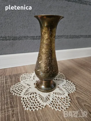Индийска вазичка от месинг , снимка 2 - Антикварни и старинни предмети - 49188560