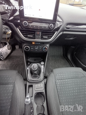 Ford Fiesta Titanium, снимка 11 - Автомобили и джипове - 52949891