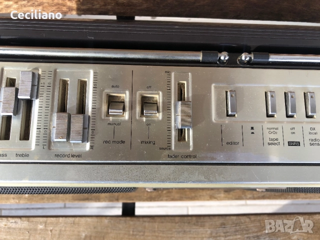 Радиокасетофон 💥Sharp GF-9595E(45w) -Рядък,в състояние!, снимка 10 - Радиокасетофони, транзистори - 52842207