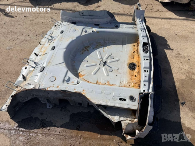 Задна престилка с дъно, леген от Dacia Duster 2 1.3 TCe двигател H5H480, 4x4, 150 кс., 6 ск., снимка 2 - Части - 53684605