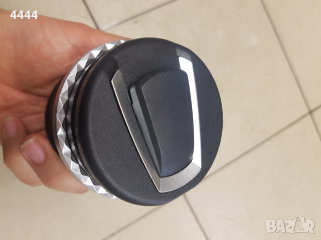 Пепелник за автомобил, снимка 3 - Аксесоари и консумативи - 35824484