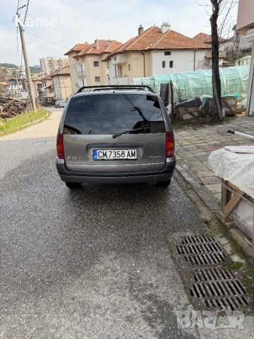 Рено Меган комби, снимка 2 - Автомобили и джипове - 53692987