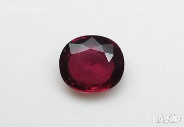 Красив рубин в класическо червено - 0.77кт.! Сертифициран! Нов!, снимка 6 - Други - 48297459