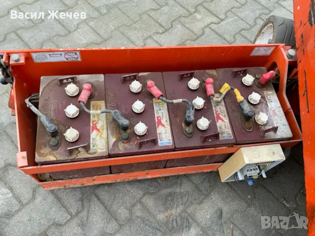 Ножична платформа SkyJack SJ III 3219 (2017), снимка 11 - Други машини и части - 50405767