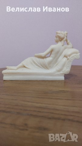 Склуптура от лят мрамор Венера Виктрикс, снимка 4 - Антикварни и старинни предмети - 44355673