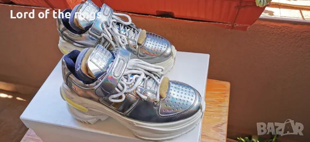 Оригинални маркови дамски сникърси MAISON MARGIELA - 36 номер, снимка 4 - Маратонки - 49992882