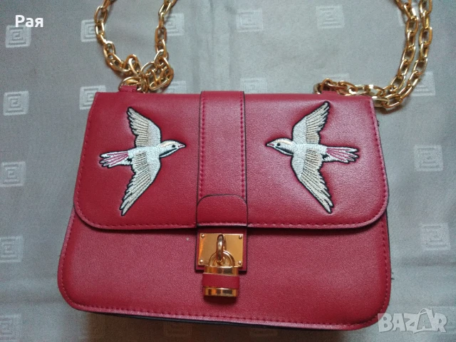 Червена чанта Stradivarius