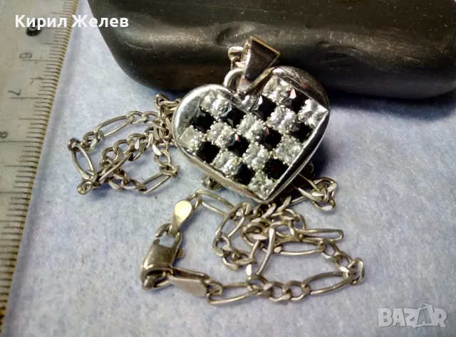 СКЪПОЦЕНЕН СЪРЦЕВИДЕН СРЕБЪРЕН МЕДАЛЬОН с СРЕБЪРНА ВЕРИЖКА РОДИРАНО СРЕБРО 925 БУТИКОВО КОЛИЕ 49357, снимка 2 - Колиета, медальони, синджири - 49328289