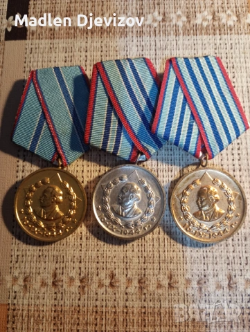 Медали -лот-За 10,15, и 20 години вярна служба към МВР, снимка 3 - Нумизматика и бонистика - 53476822