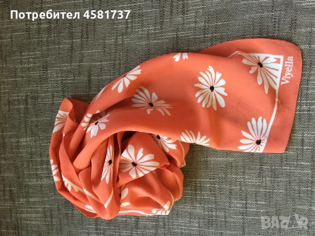 Копринен шал с флорален десен, снимка 9 - Шалове - 51759080