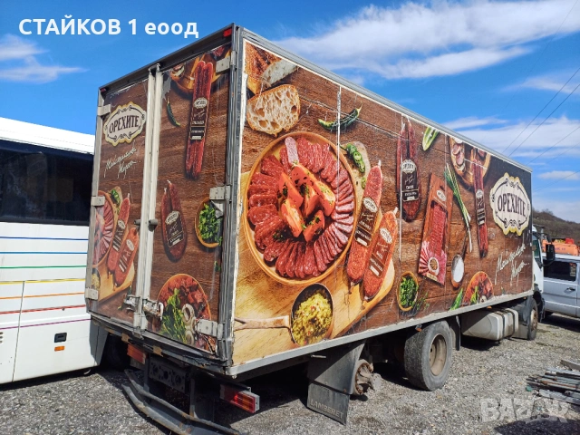 ПРОДАВАМ ХЛАДИЛЕН ФУРГОН 8.5 МЕТРА