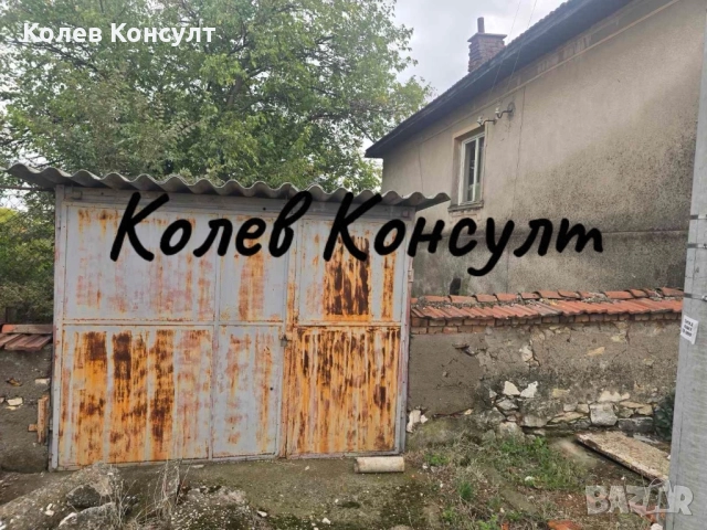 Продавам къща с. Крепост, Център , снимка 2 - Къщи - 52000078
