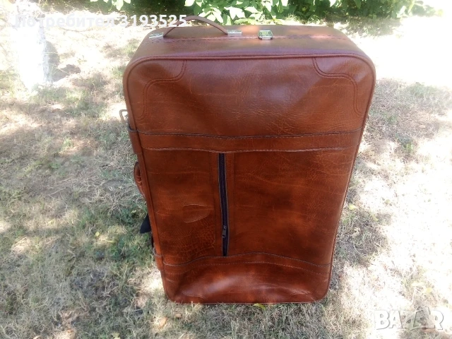 Пътнически кожен куфар с колелца, снимка 1