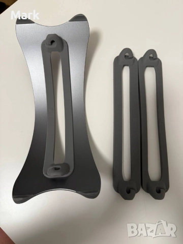 титаниева стойка за лаптоп, снимка 2 - Лаптоп аксесоари - 51644637