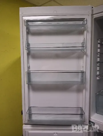 Като нов комбиниран хладилник с фризер Miele No frost Made in Germany 2 години гаранция!, снимка 10 - Хладилници - 48872976