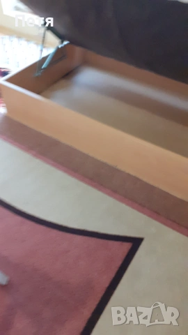 Продавам спешно две ъглови легла за 30 евро., снимка 4 - Дивани и мека мебел - 53261568