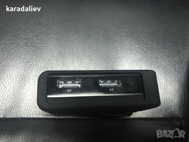Cable Matters USB-C Dual Monitor Hub with Dual 4K DisplayPort, 2x USB 2.0, Fast Ethernet, and 60W Po, снимка 4 - Мрежови адаптери - 41312844