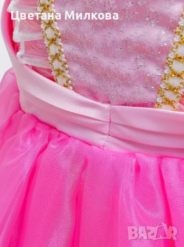 Детска рокля в комплект с много аксесоари, снимка 6 - Детски рокли и поли - 51091799