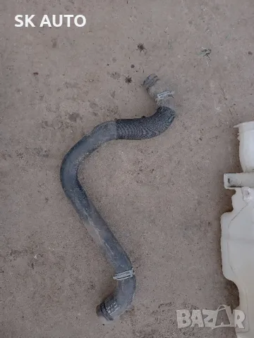 Mitsubishi Colt 2007 1.3i водно съединение , снимка 1