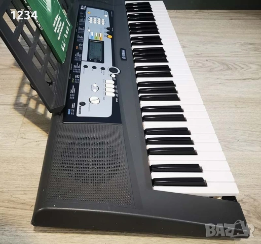Синтезатор клавир YAMAHA EZ-200 с динамична светеща клавиатура 5 октави, снимка 3 - Синтезатори - 53599550