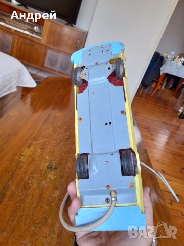 Стара играчка автобус, снимка 9 - Антикварни и старинни предмети - 41818587