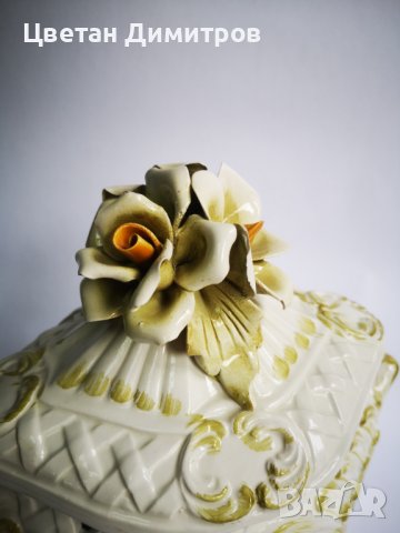 Made in Italy, винтидж порцеланова бонбонера, ръчно изработена , снимка 2 - Декорация за дома - 41745078