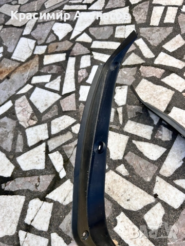 A2046931633. Дъждовни лайстни лява и дясна багажник за Мерцедес Ц-класа W204. Седан. A2046931533, снимка 3 - Аксесоари и консумативи - 53061420