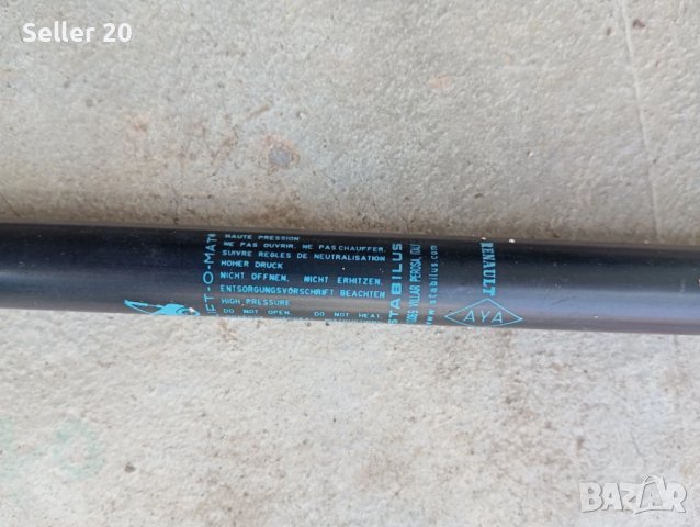 Амортисьор за капака на багажника Дачия Сандеро Логан, снимка 5 - Части - 51083549