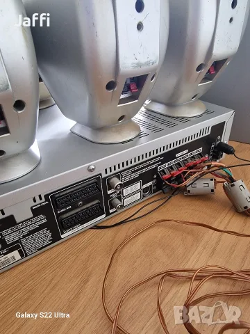 Система за домашно кино LG LH-CX440 (DVD / VHS / Радио тунер )с 5.1 тонколони, снимка 3 - Плейъри, домашно кино, прожектори - 56046393