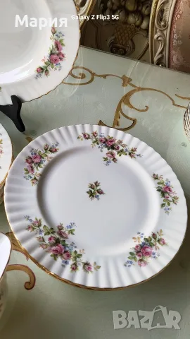 Сервиз за хранене , снимка 4 - Сервизи - 56158107