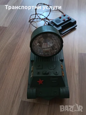 стар руски танк КН 72