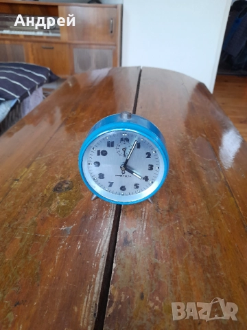 Стар часовник,будилник Mera Poltik