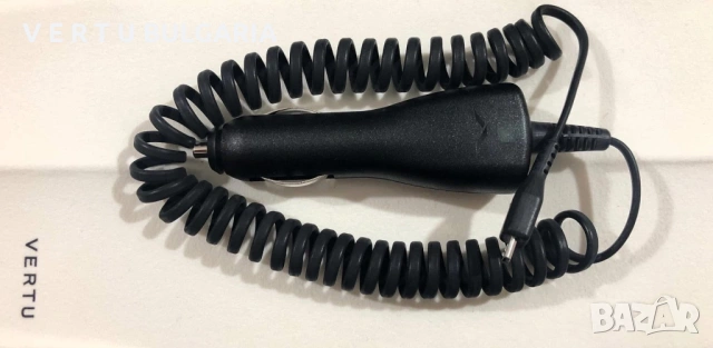 Ново оригинално зарядно за кола Vertu